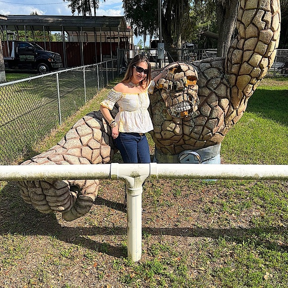 Meet your Posher, Denise - Picture 6 of 16